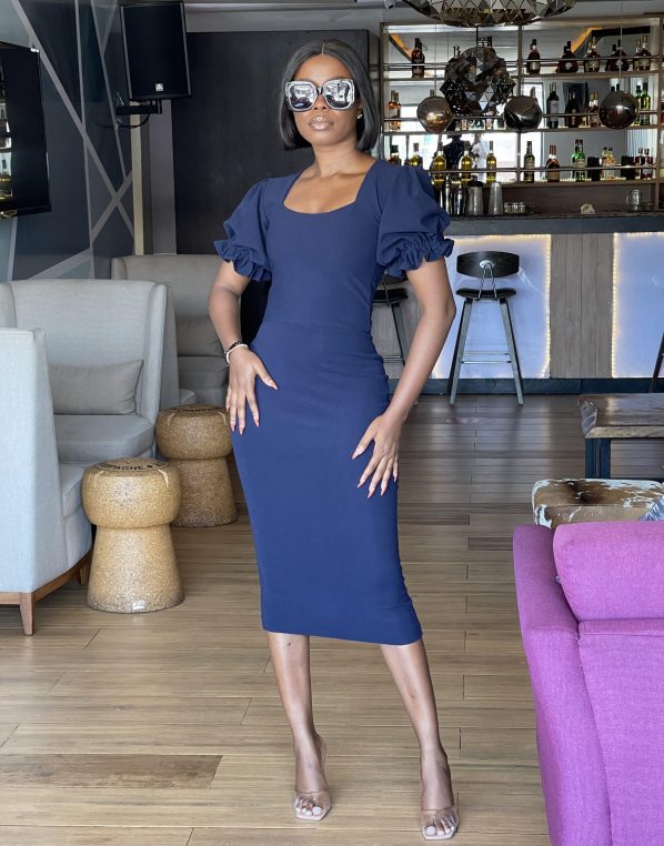 Maya midi dress in blue - Image 3