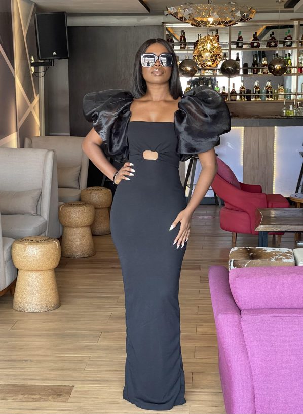 GINA maxi in Black - Image 2