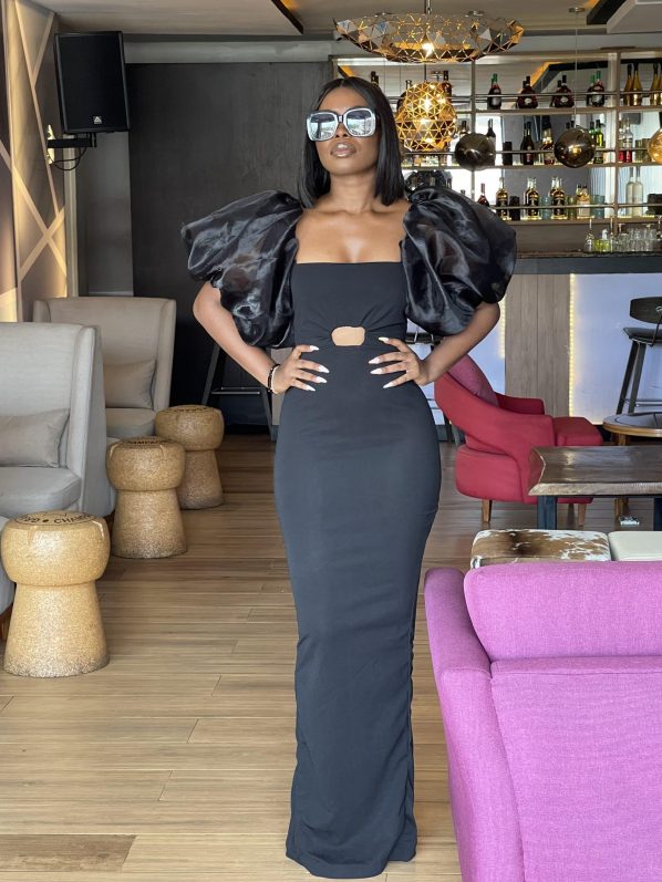 GINA maxi in Black