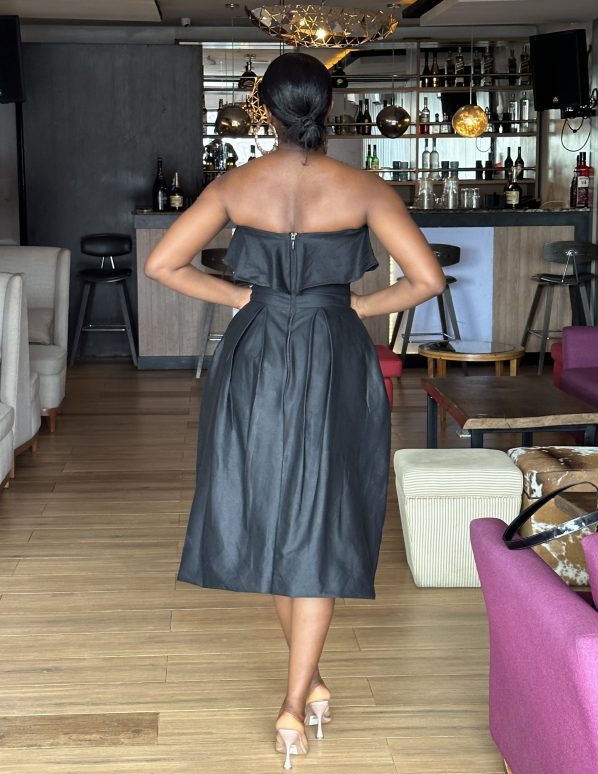 TEGHESE midi in Black - Image 4