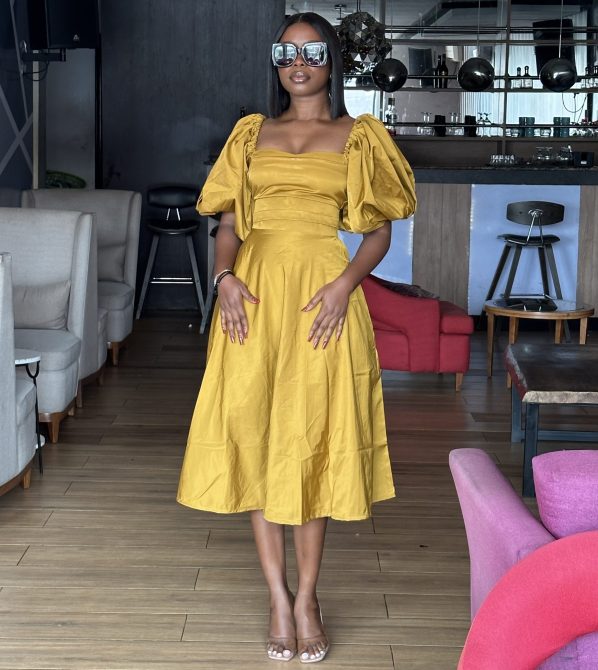 AMANZA midi in Gold - Image 2