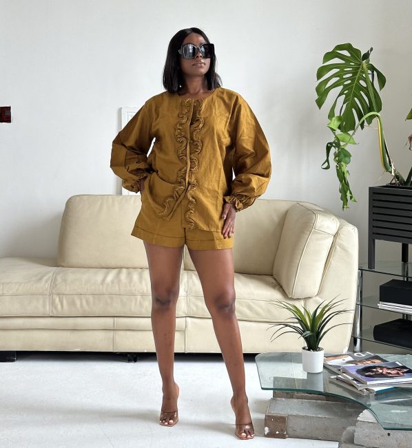 NOTAYO shorts set in Gold - Image 3