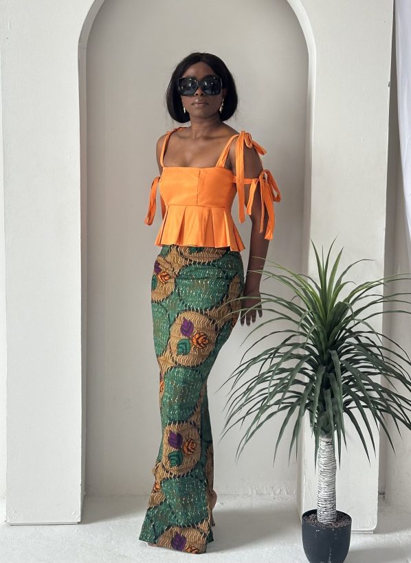 ESEIDU top + skirt set - Image 3