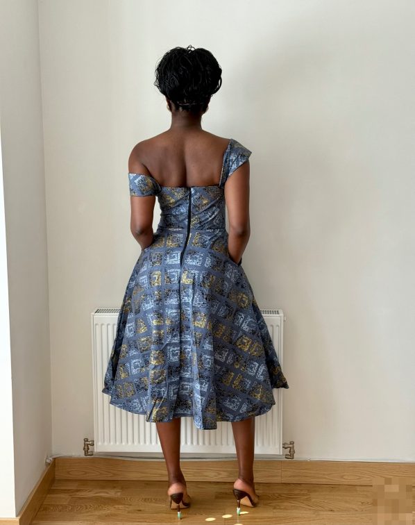 IMADE midi dress in Grey - Image 5