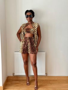 MOARE 3pcs Shorts set