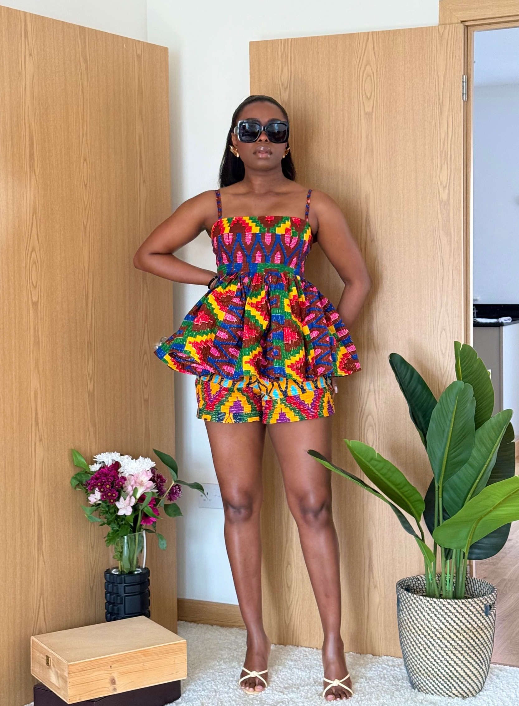 ABENA shorts set in Blue Red/Yellow